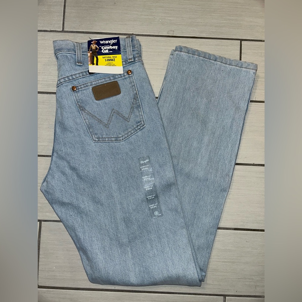 Wrangler Relaxed Fit high waisted Light Blue Jeans